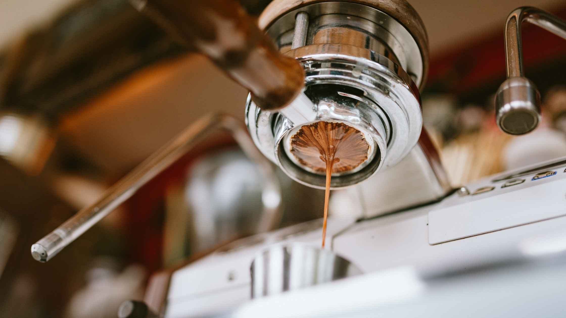 Espresso Channeling: Causes, Prevention, and How to Fix It for Perfect Shots